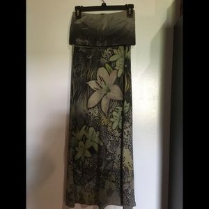 Floral strapless dress